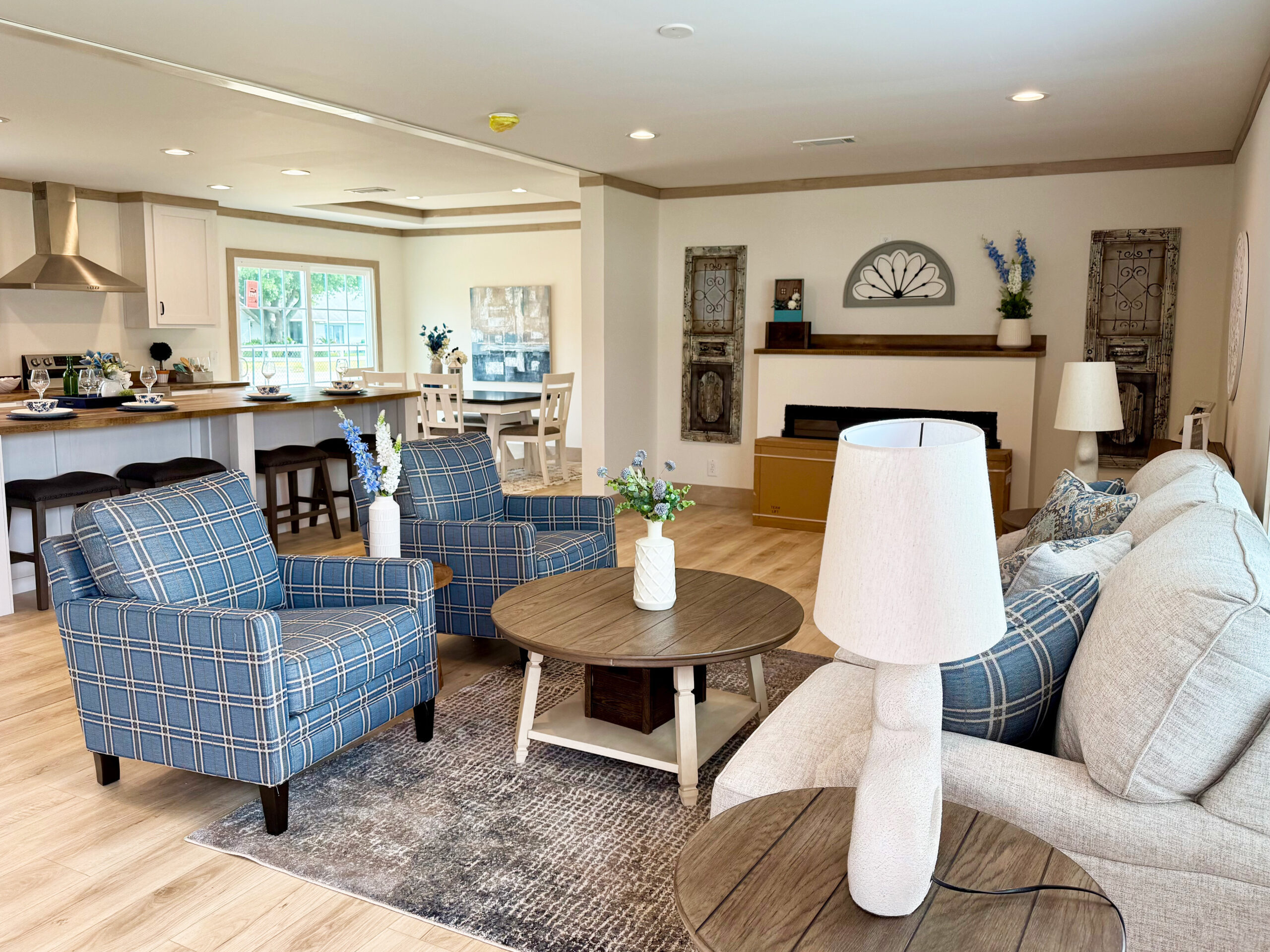 3033-Palmer-Livingroom-1