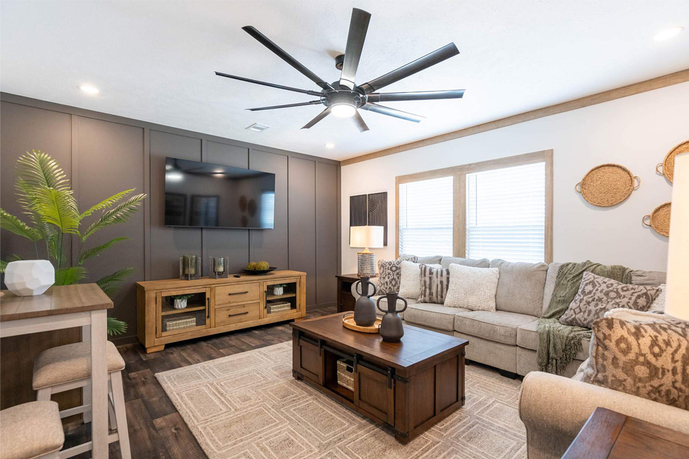 The-Delilah-CSFL-3301-int-4