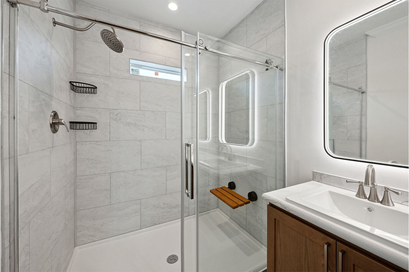 montgomery-mod-bath-1