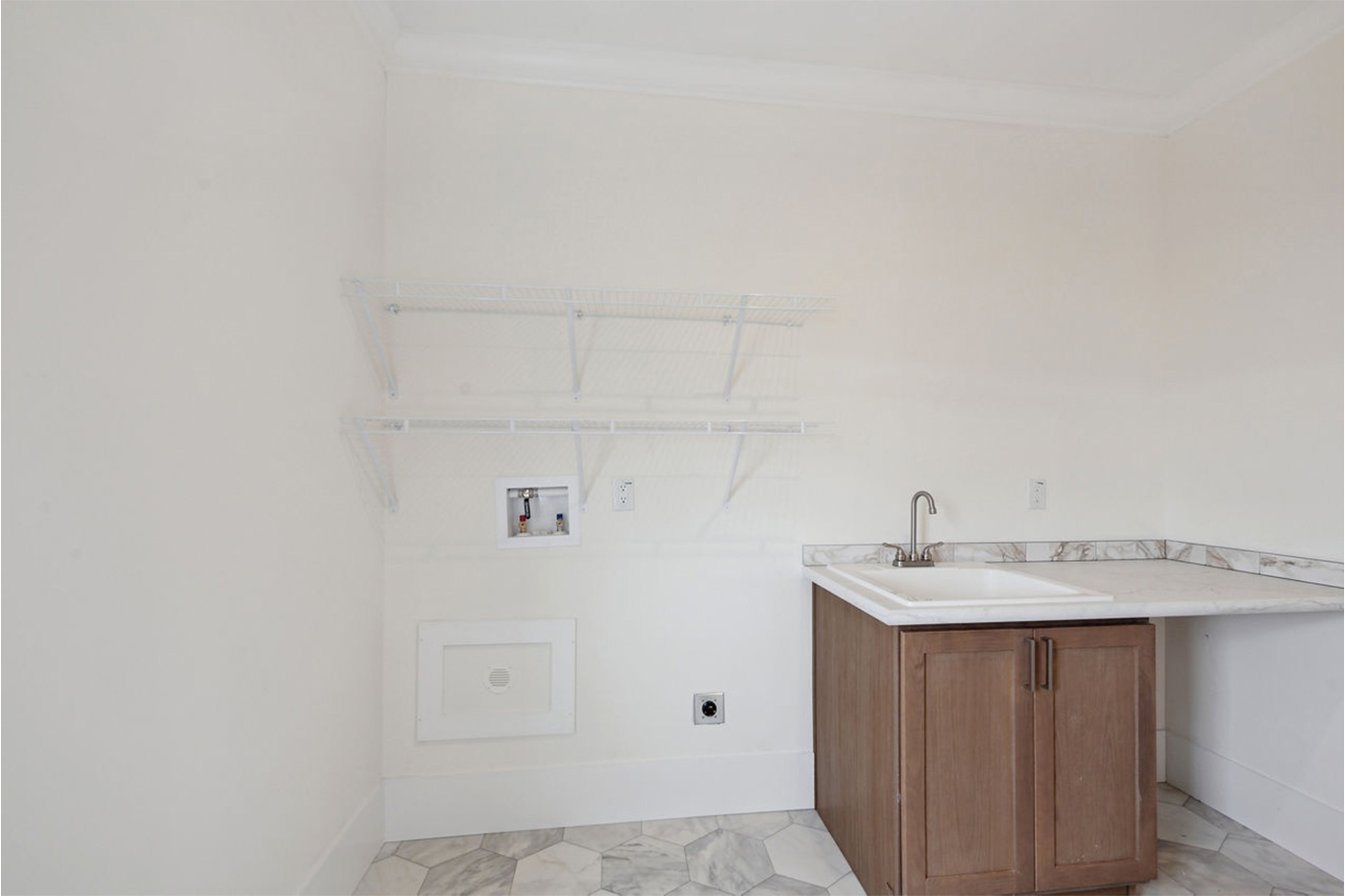 montgomery-mod-utility-1