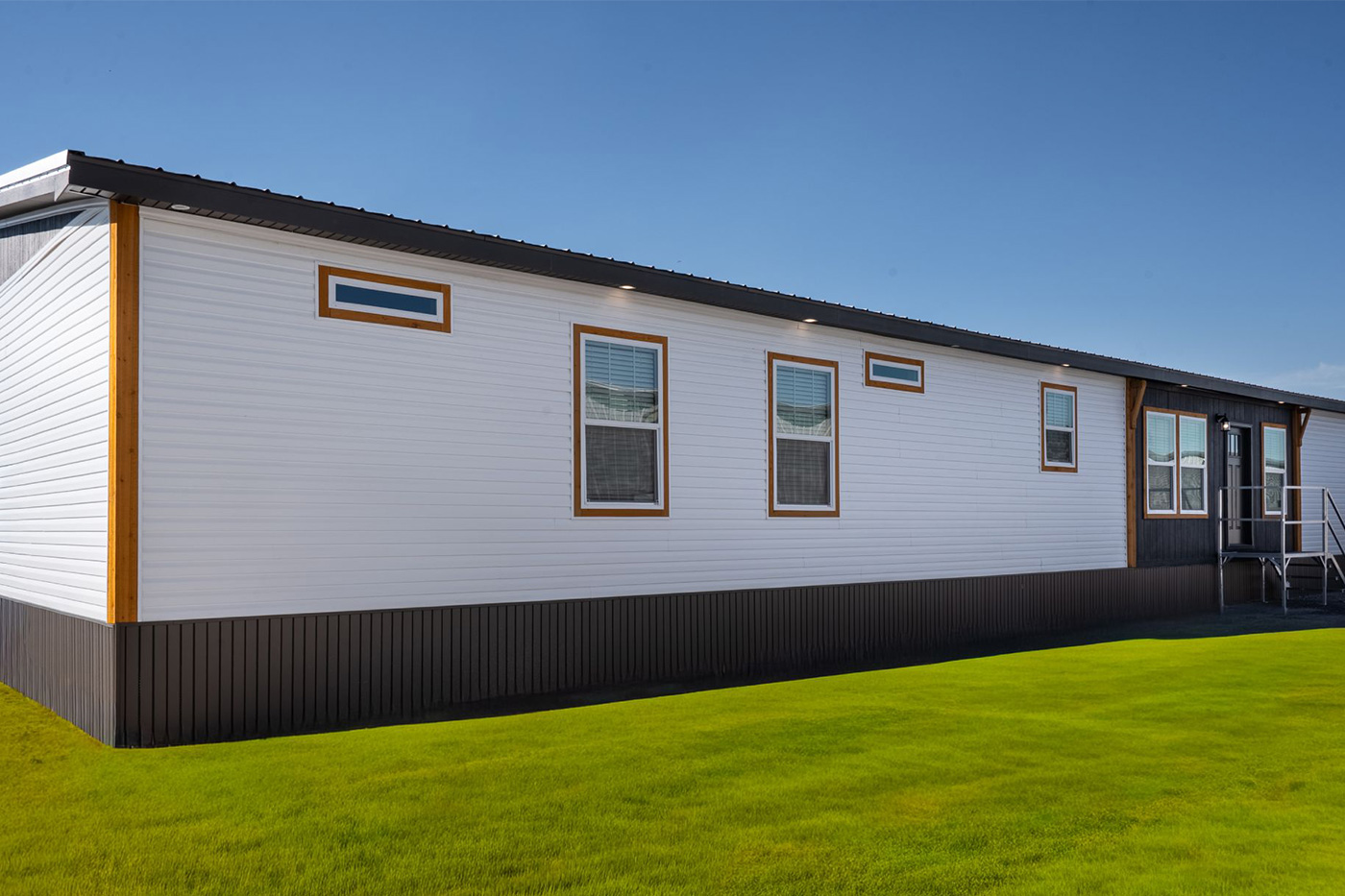 The-Keystone-CS-1625-ext-1