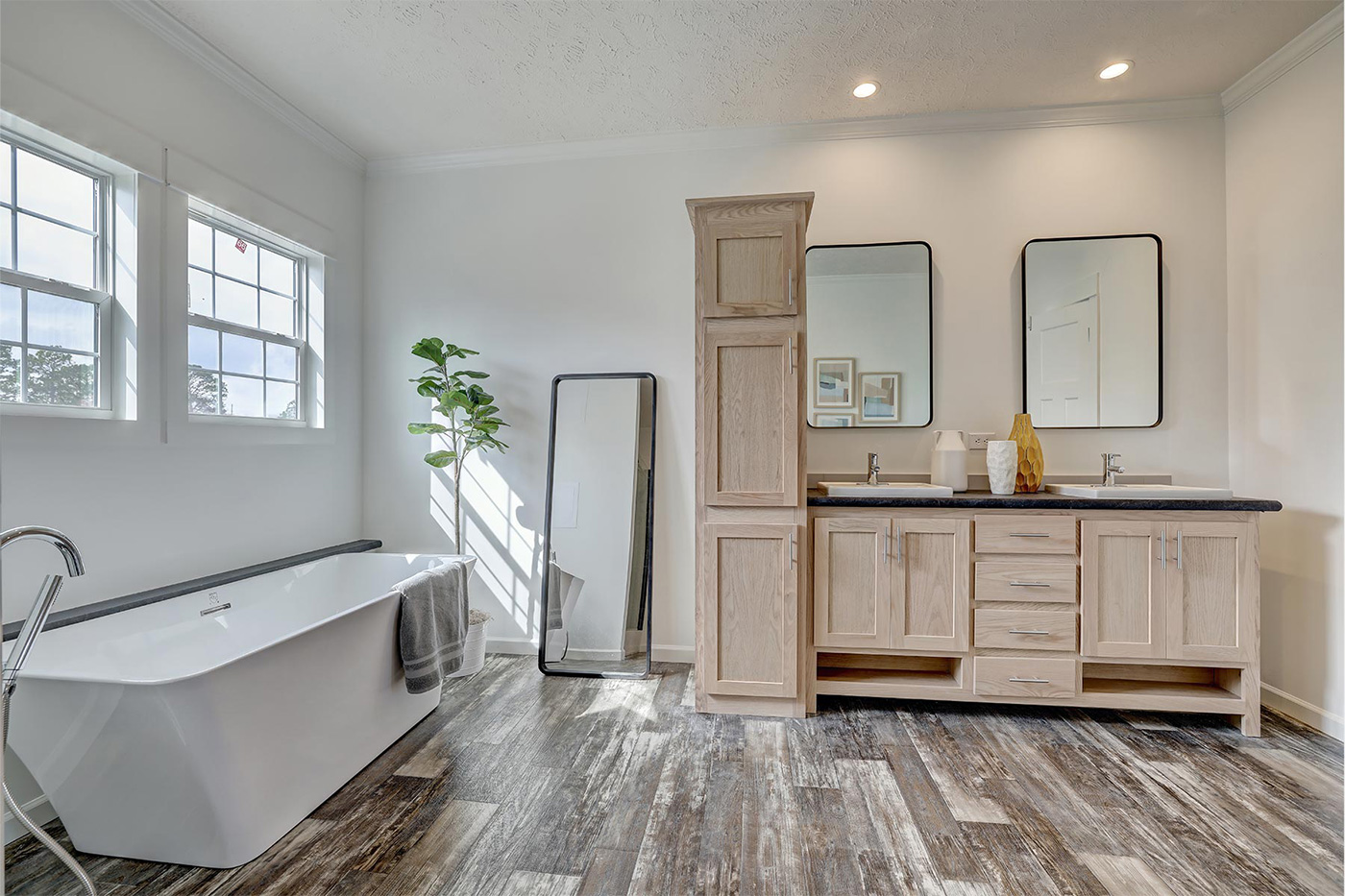 Ironcald-Master-Bath-3